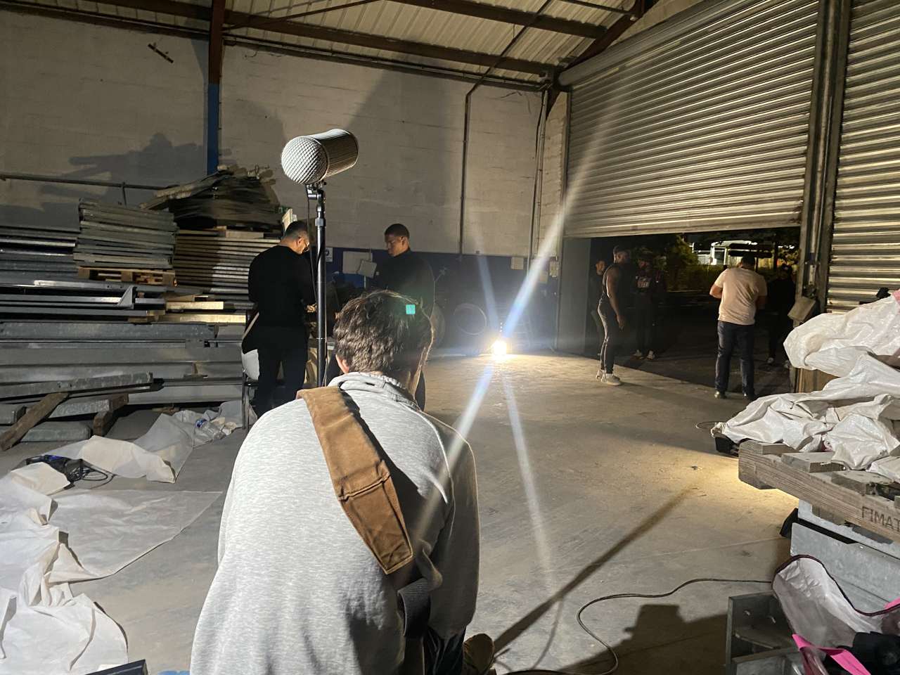 Tournage en décor industriel