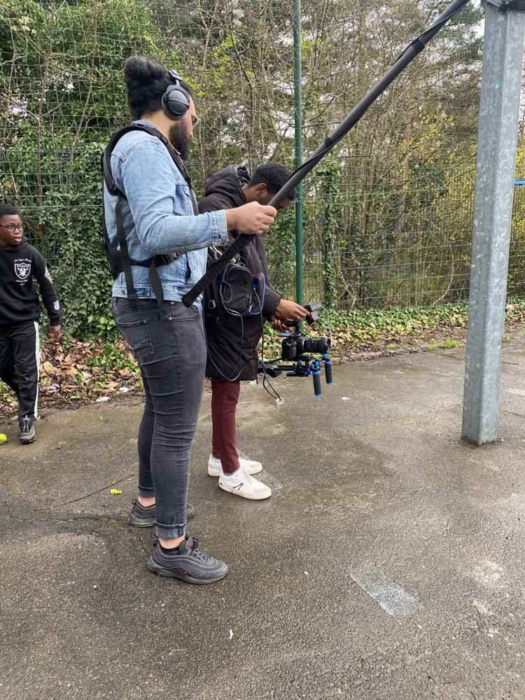 Perchiste en tournage